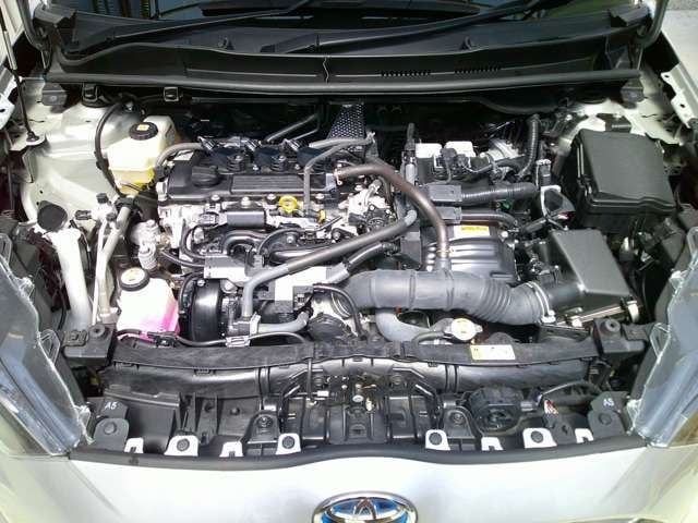 TOYOTA YARIS HYBRID 2021