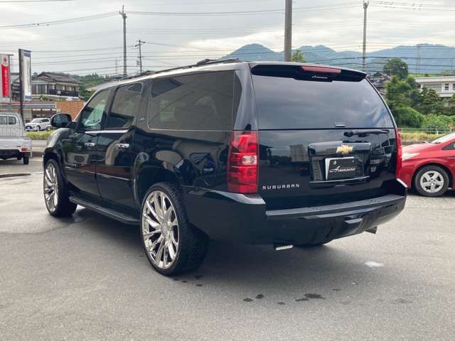 CHEVROLET CHEVROLET SUBURBAN 2010