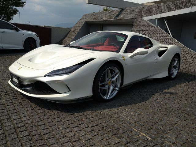 FERRARI FERRARI F8 Spider 2022