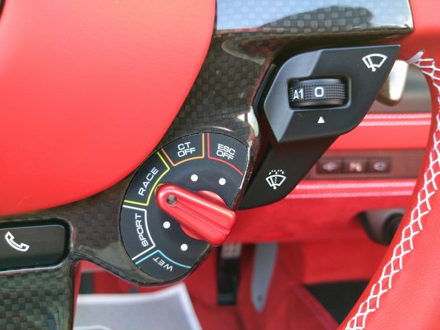 FERRARI FERRARI F8 Spider 2022