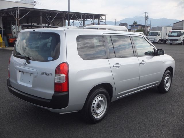 TOYOTA SUCCEED van 4WD 2019