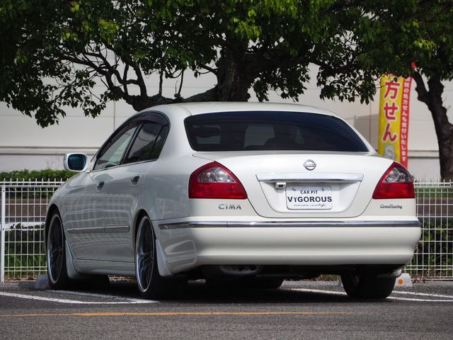 NISSAN CIMA 2004