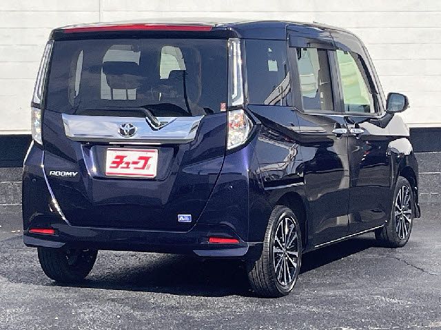 TOYOTA ROOMY 2021