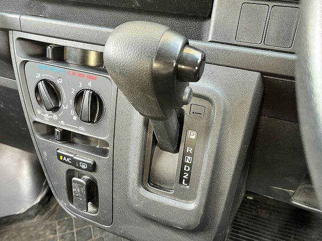 DAIHATSU HIJET CARGO 2020