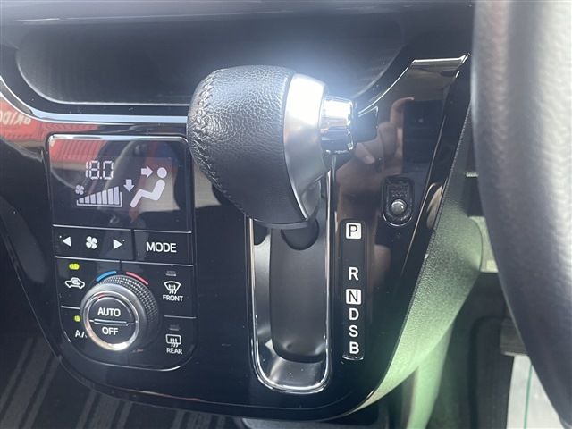 DAIHATSU CAST STYLE 4WD 2016