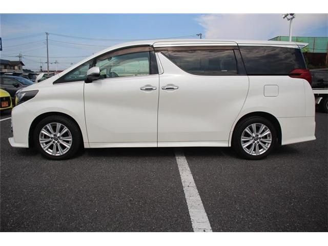 TOYOTA ALPHARD 2015