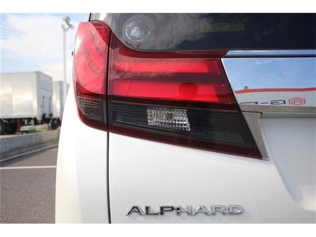 TOYOTA ALPHARD 2015