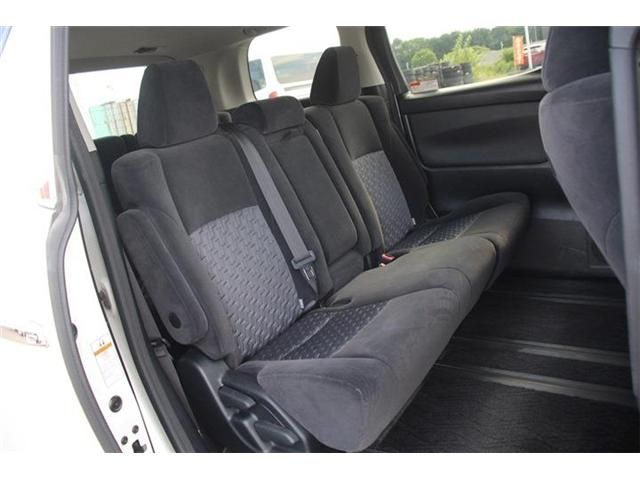 TOYOTA ALPHARD 2015