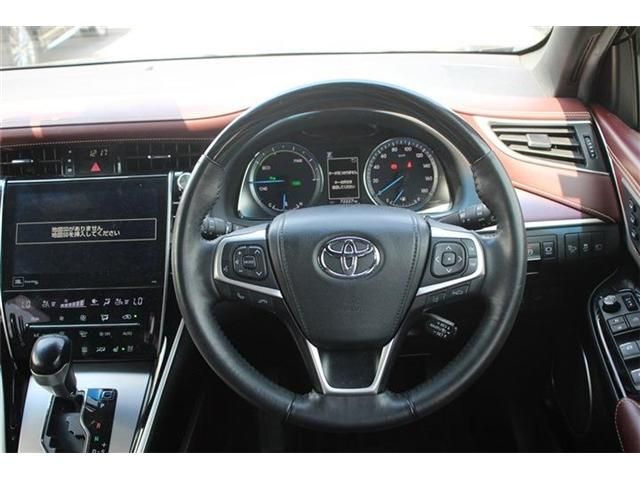 TOYOTA HARRIER HYBRID 2017