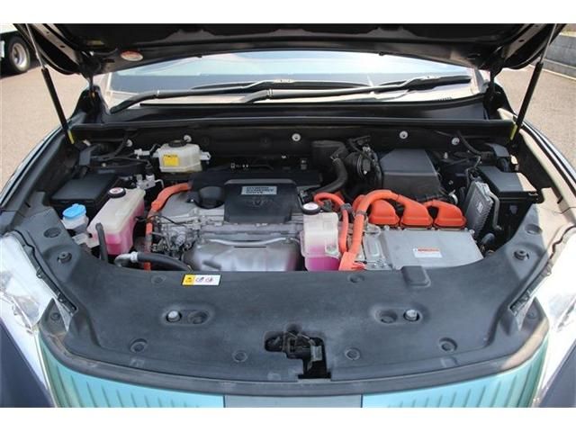 TOYOTA HARRIER HYBRID 2017