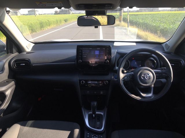 TOYOTA YARIS CROSS HYBRID 2023