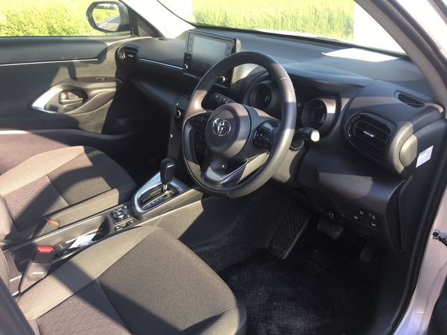 TOYOTA YARIS CROSS HYBRID 2023