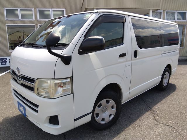 TOYOTA REGIUSACE van 4WD 2013