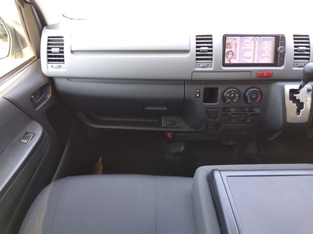 TOYOTA REGIUSACE van 4WD 2013