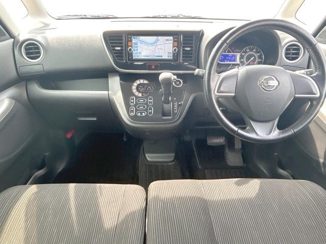 NISSAN DAYZ ROOX 2014