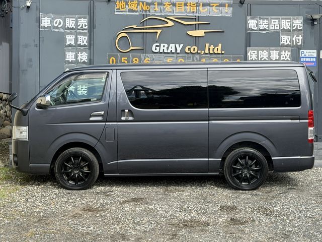 TOYOTA HIACE van 2WD 2010