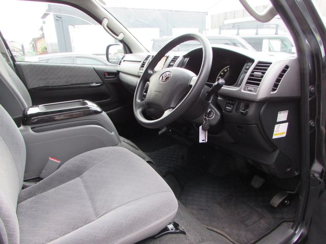 TOYOTA HIACE van 2WD 2010