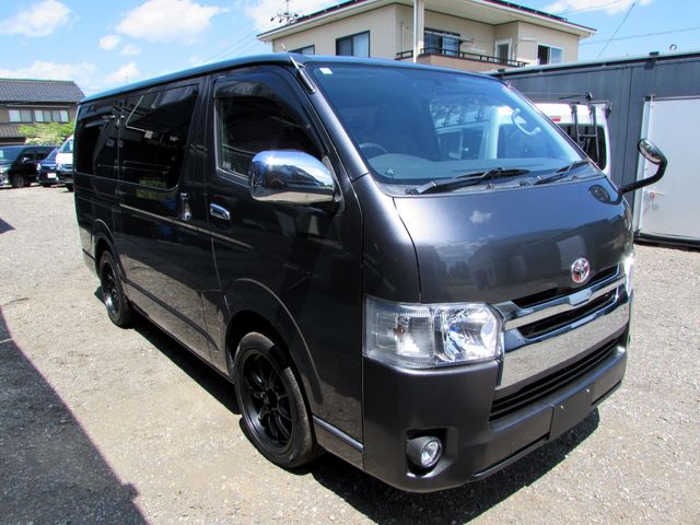 TOYOTA HIACE van 2WD 2010