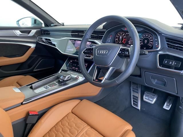 AUDI AUDI RS6 AVANT 2021