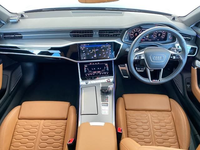 AUDI AUDI RS6 AVANT 2021