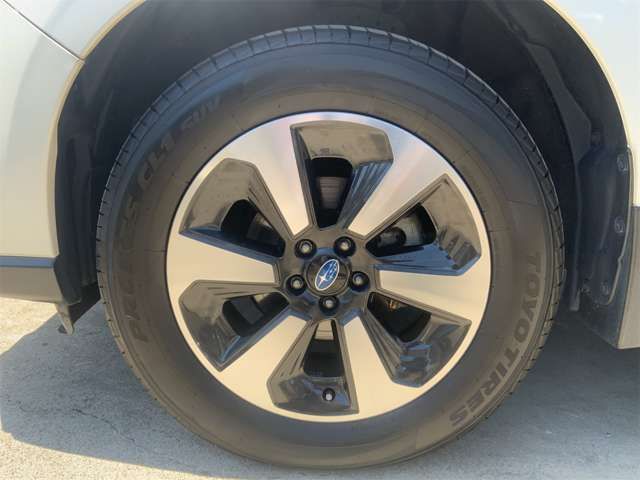 SUBARU FORESTER 2017