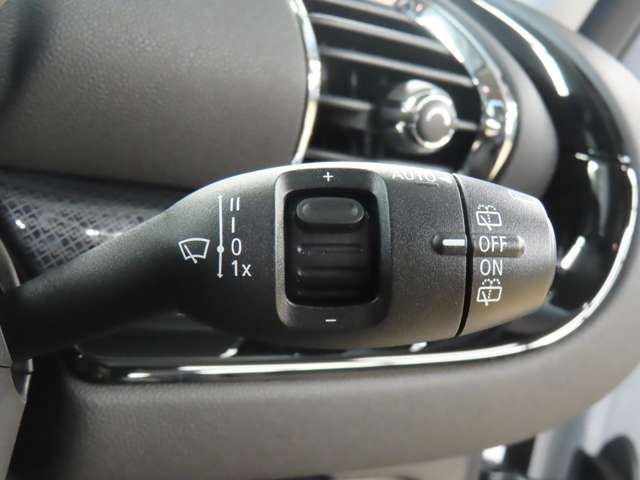 BMW MINI COOPER D CLUBMAN 2024