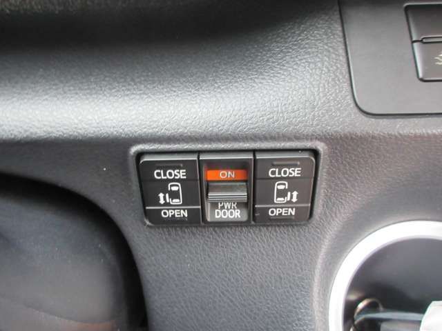 TOYOTA SIENTA HYBRID 2019