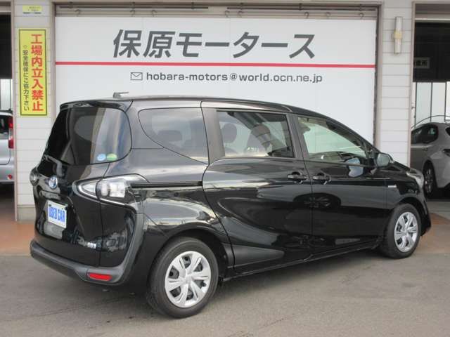 TOYOTA SIENTA HYBRID 2019