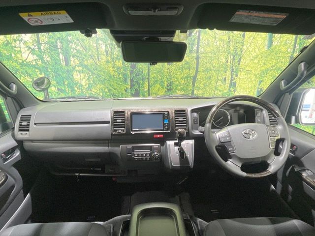 TOYOTA HIACE van 2WD 2024