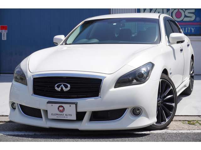 NISSAN FUGA HYBRID 2012