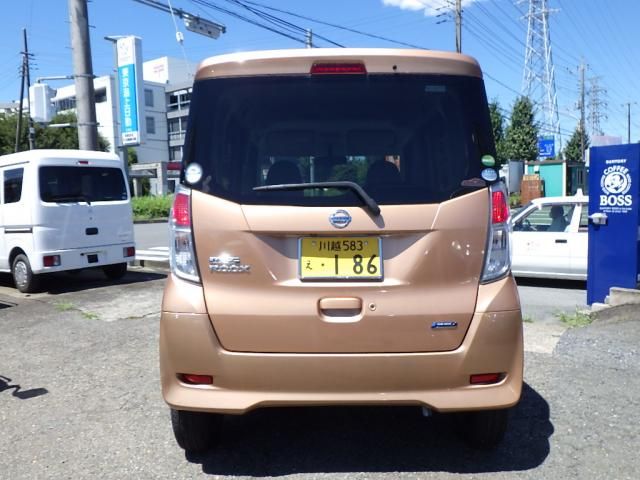 NISSAN DAYZ ROOX 2014