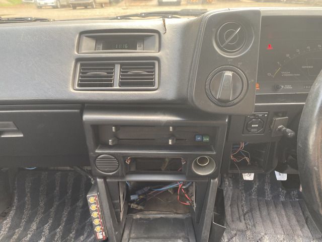 TOYOTA COROLLA LEVIN 1986