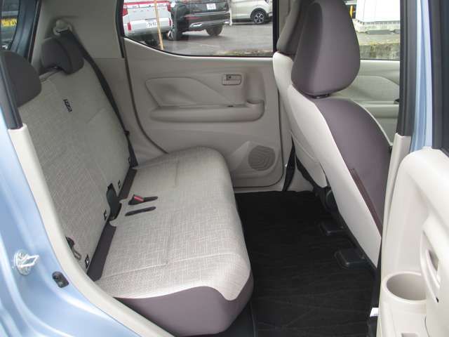 MITSUBISHI eK WAGON 4WD 2024