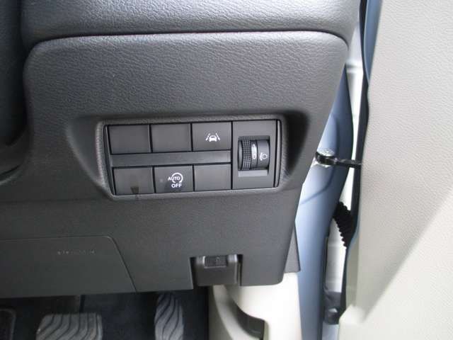 MITSUBISHI eK WAGON 4WD 2024