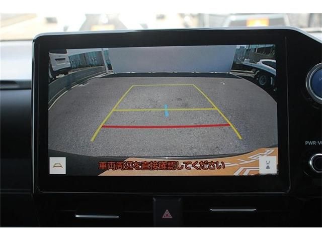 TOYOTA VOXY HYBRID 2023