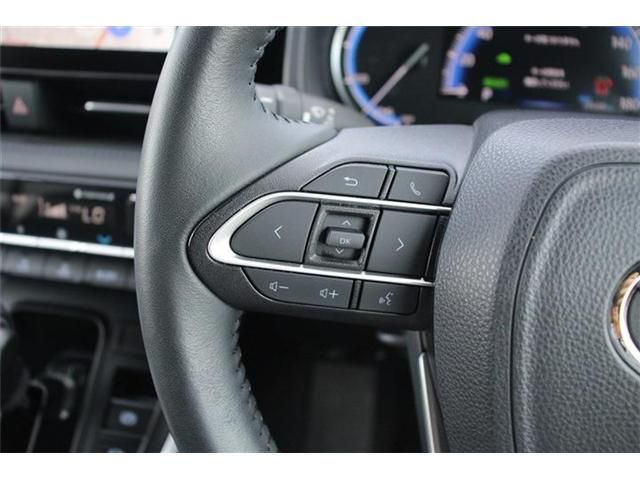 TOYOTA VOXY HYBRID 2023