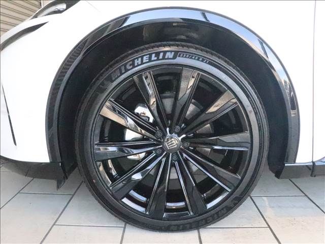 TOYOTA CROWN SPORT 2024