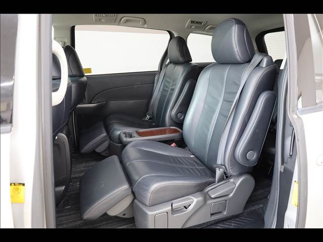 TOYOTA ESTIMA HYBRID 4WD 2013