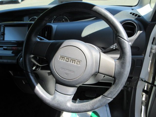 DAIHATSU TANTO CUSTOM 4WD 2011