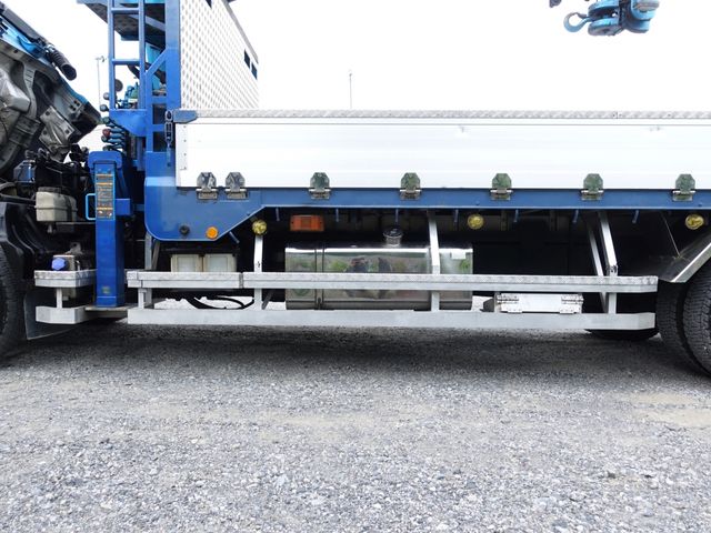 NISSAN DIESEL CONDOR 2012