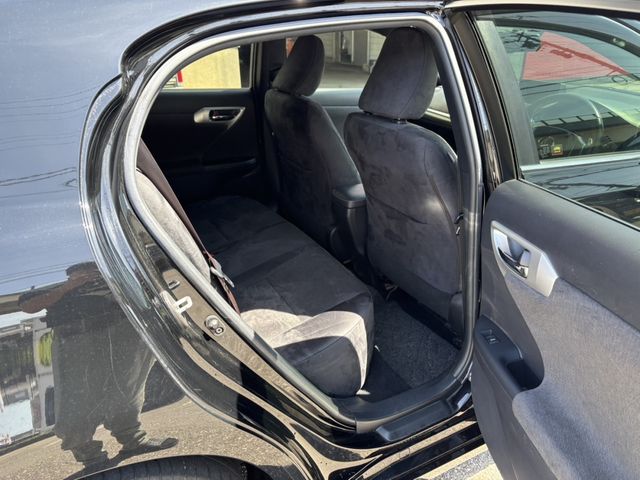 TOYOTA LEXUS CT200h 2012