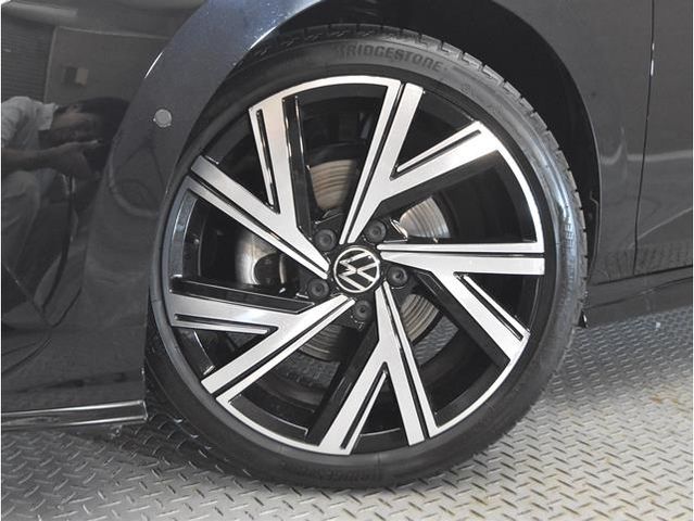 VOLKSWAGEN VOLKSWAGEN GOLF 2023