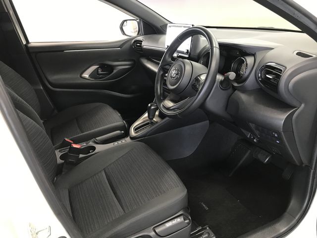 TOYOTA YARIS HYBRID 2020