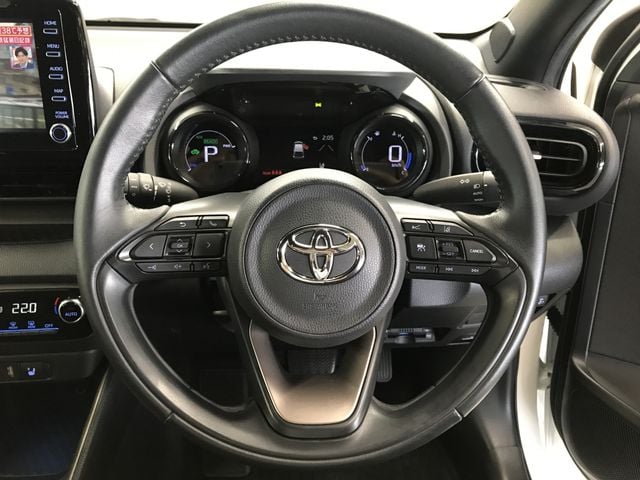 TOYOTA YARIS HYBRID 2020