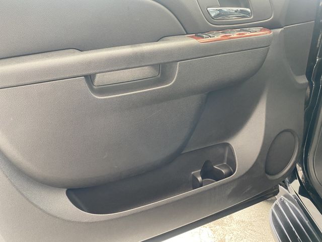 CHEVROLET CHEVROLET SUBURBAN 2012