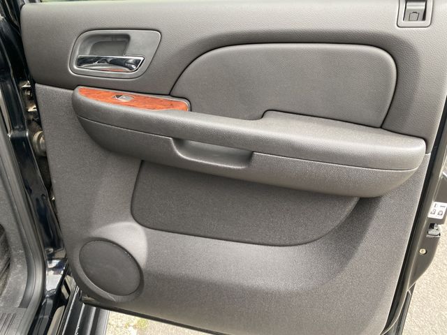 CHEVROLET CHEVROLET SUBURBAN 2012