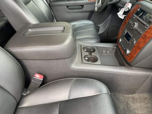 CHEVROLET CHEVROLET SUBURBAN 2012