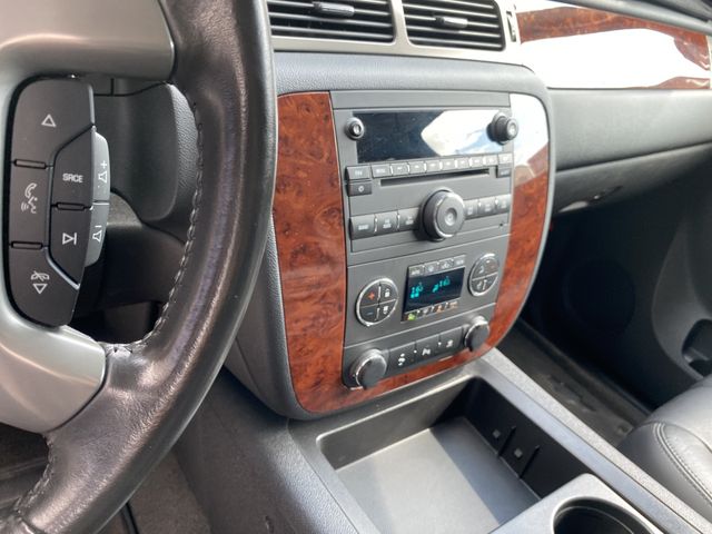 CHEVROLET CHEVROLET SUBURBAN 2012