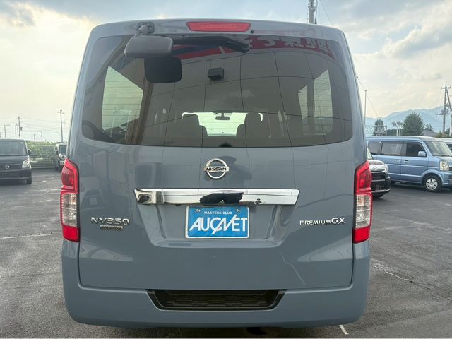 NISSAN NV350 CARAVAN 4WD 2015