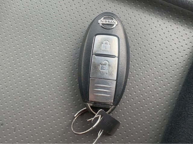 NISSAN NV350 CARAVAN 4WD 2015